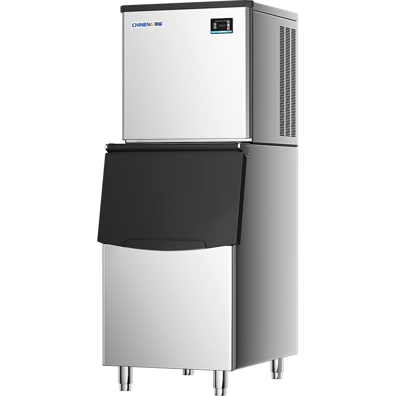 Ice maker