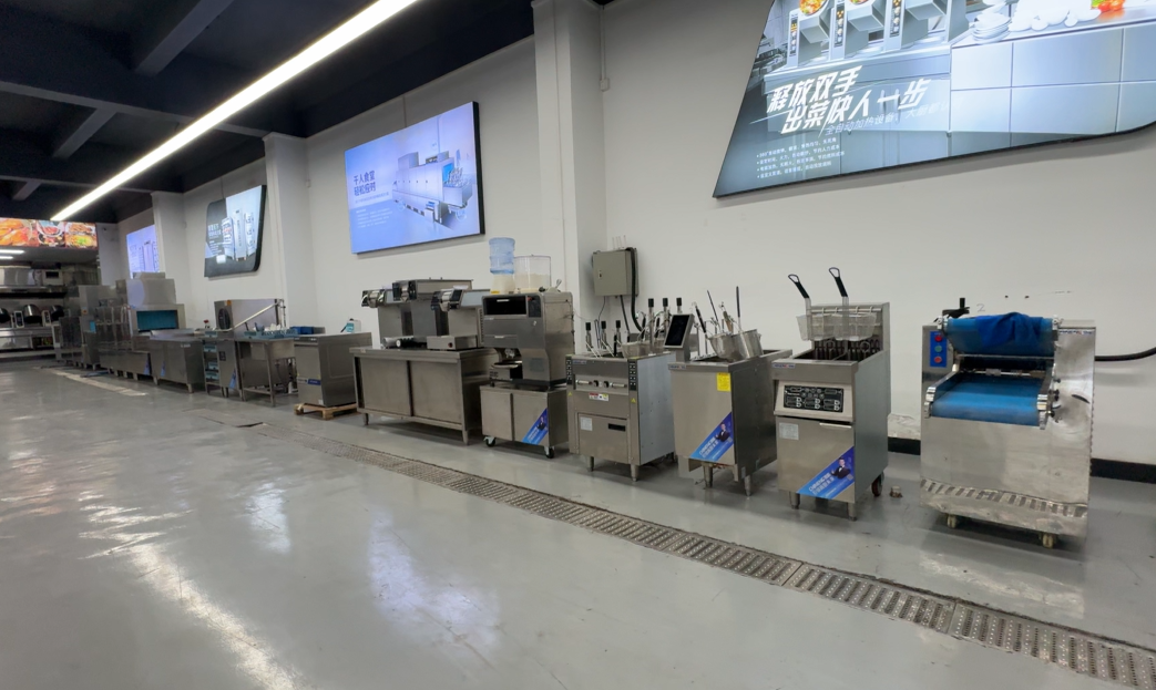 Commercial Kitchenware: Sturdy, Food-Safe & Built for Busy Professional Kitchens Commercial Kitchenware: Sturdy, Food-Safe & Built for Busy Professional Kitchens